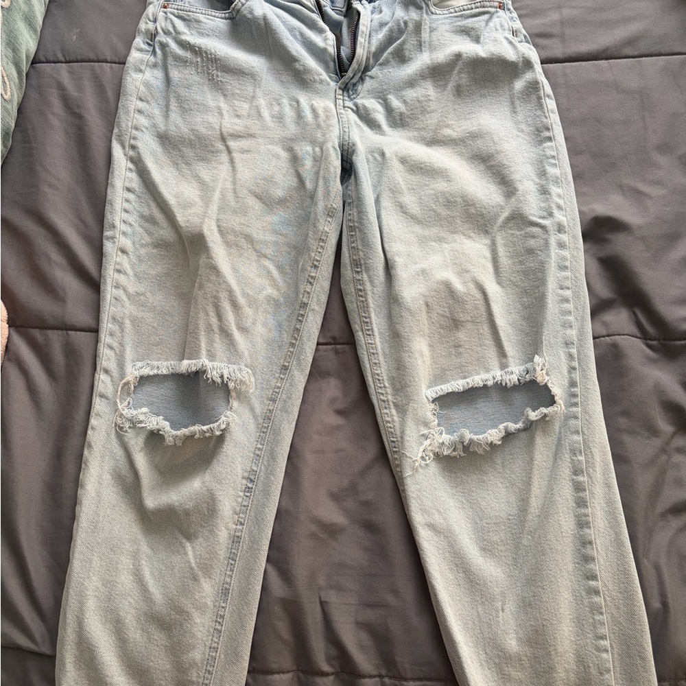 Wild Fable Light Gray Distressed Boyfriend Jeans
